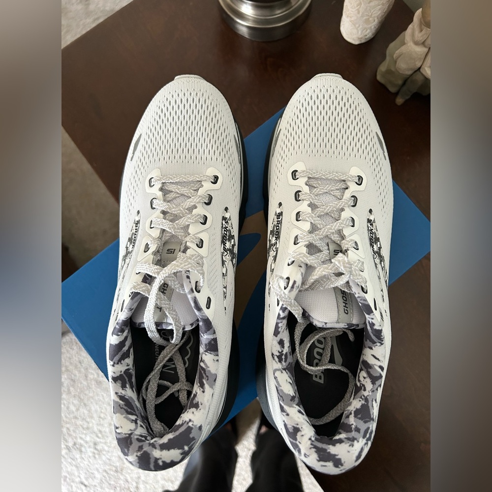 Brooks Ghost 15 women’s running shoes